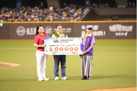 Joins Hands with Taiwan's Excellence!! ASIAICMP Cheers for Chinese Professional Baseball!